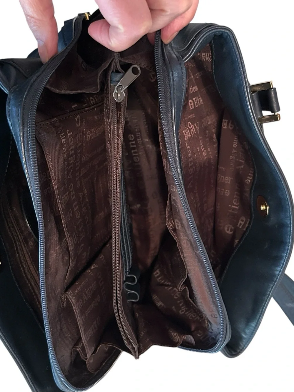 Etienne Aignier Vintage 80s - Classic Black Leather Shoulder Bag - Quiet Luxury